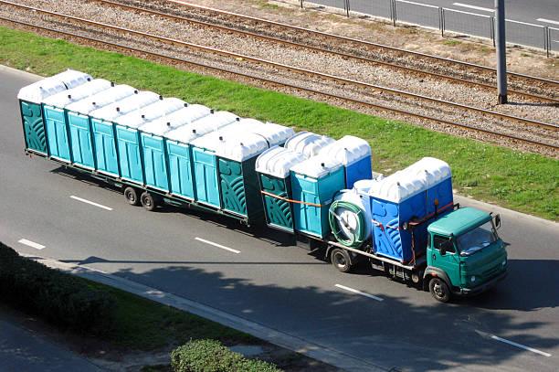 Best Construction site porta potty rental  in East Alton, IL
